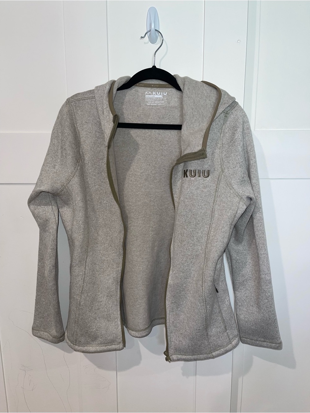 KUIU Heather Light Gray Hooded Fleece Jacket with Olive Trim